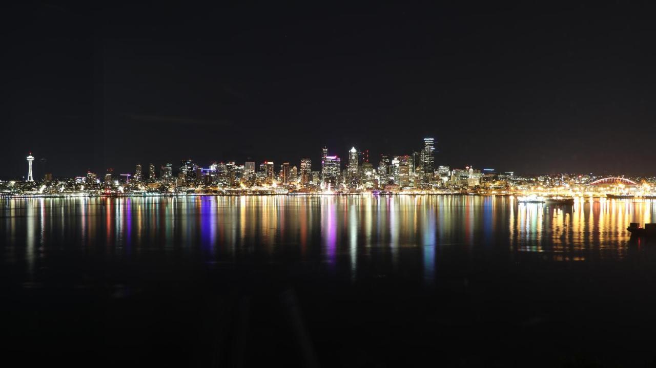 180 Degree, Unobstructed Bluff View! Leilighet Seattle Eksteriør bilde